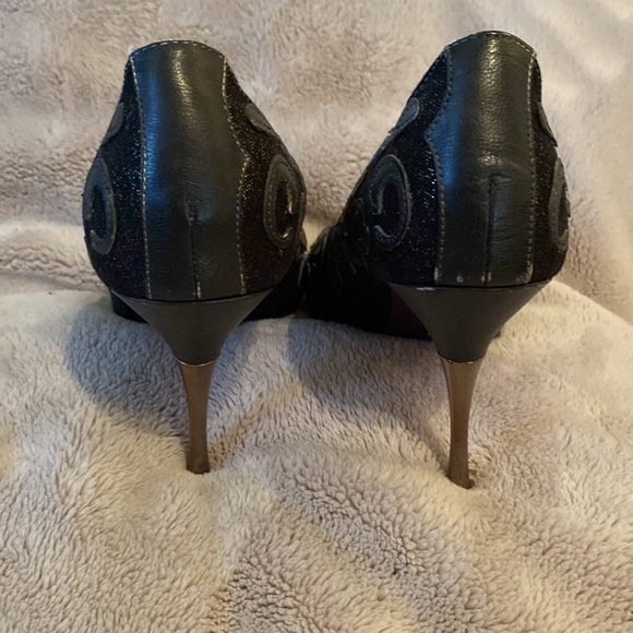 House of Dereon Heels - Picture 8 of 11